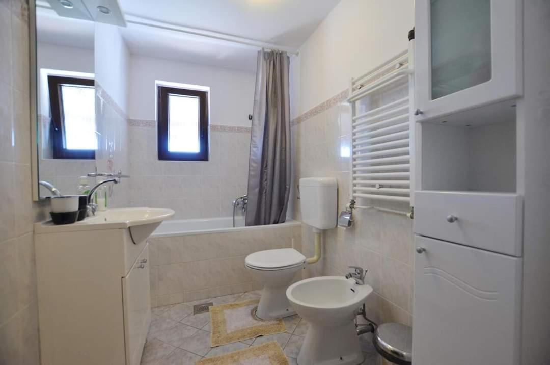 Tony Apartments 罗维尼 外观 照片