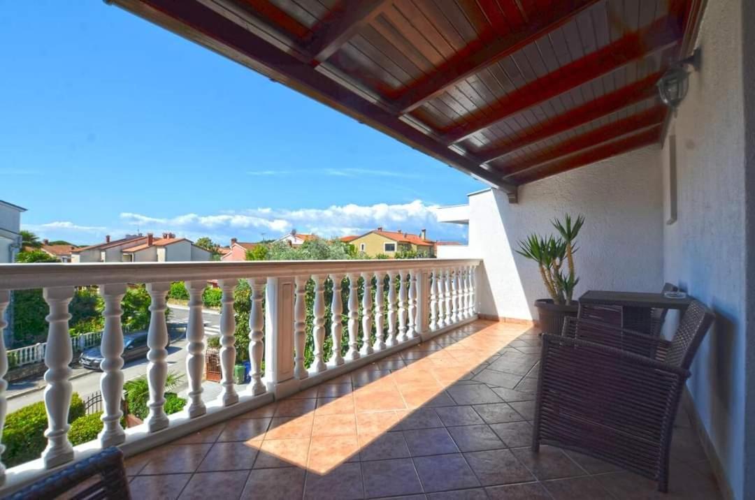 Tony Apartments 罗维尼 外观 照片